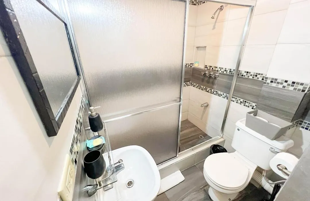 Stacys Place #4 Studio Apartment-1