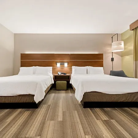 Holiday Inn Express Trincity By Ihg-3