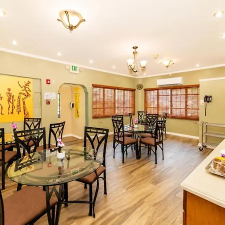 Culture Crossroads Inn-3