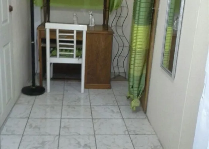 Noon'S Visitor'S Accommodation Port of Spain